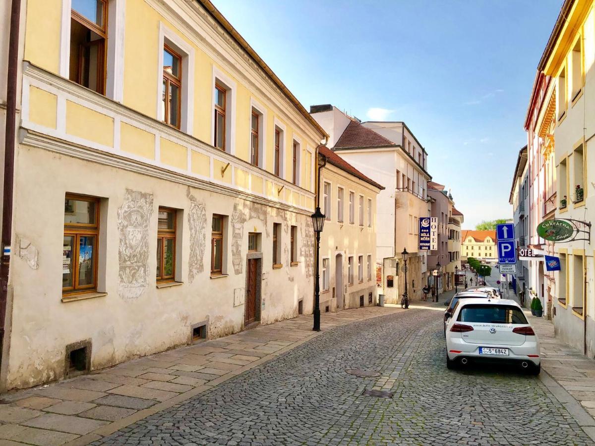 Ferienwohnung Apartman Pisek Centrum Exterior foto